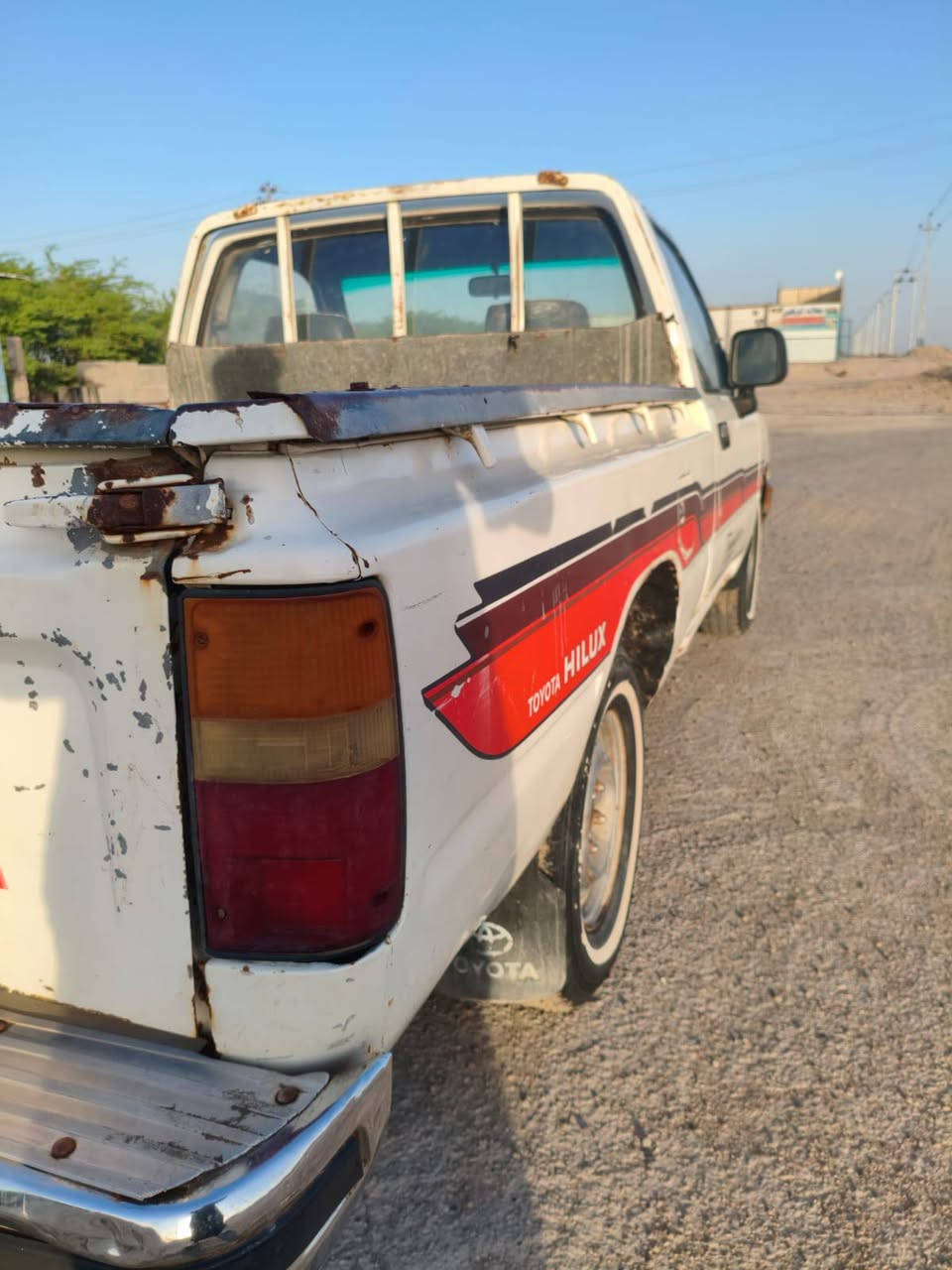 سلام عليكم ورحمه وبركاته بكب تيوته موديل 90 سياره حلوه ونضيفه كهرباء كله شغله سياره مصبوقه جمليه توير نضفات سياره بسمته تحول ثني يوم مال جناي سياره حلوه بيه تنقيص  سعره 42 مكان سياره خور زبير   لمو شراي لا يكسر بيه رجان  لاستفسار تصل *********** وضا كو مروس حسب إقناعه
