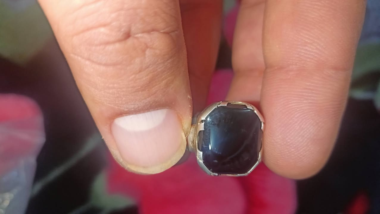 كهرب بولوني 101 مع عقيق شفه العبد صيافه فضه. سعر الكل قفل 175 الف. مع اجور توصيل


**إذا كنت صاحب هذا الإعلان وتريد حذفه لأي سبب، رجاءا أرسل رسالة إلى الدعم الفني**