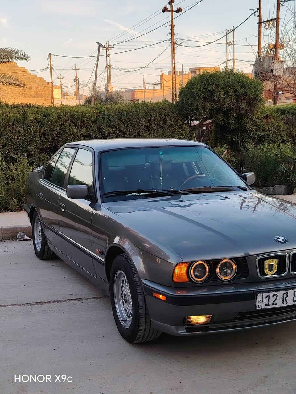 BMW 530 V8✈️
اصل وفصل موديل 1994
فول توماتيك صبغ جمالية 
محرك وكير جدد مال كصه
   داخل جلد جديد+صاج 
    دبل جكمجة ايرباك 
4جامات كهرب +سنترلوك+ مركزي+لايت زينون مضخم
 صوت سماعات جدد 
_______________
سياره ما ناقصها كلشي 
ترايك بصرة ✈️
سيارة بأسمي شرط التحويل 
سعرهااا {80} بيها مجال 
*********** 
***********
