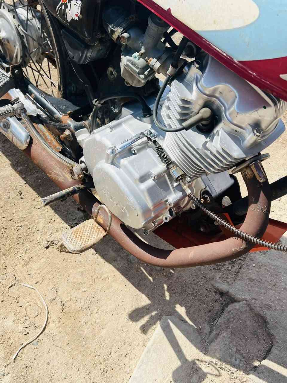 ادوات 23 دراجه جاهزه كهربائيات ومكينه 450 وبيها مجال
مكاني الهوير ***********
