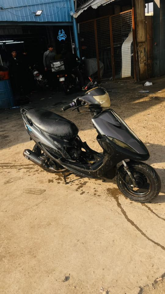 سلام عليكم دراجه ماكس عدله خير من الله دراجه حلوه ونضيفه ﻶ صوت ولا تبخير تجي وتشوف بعينك سعره 350 رقمي ***********
