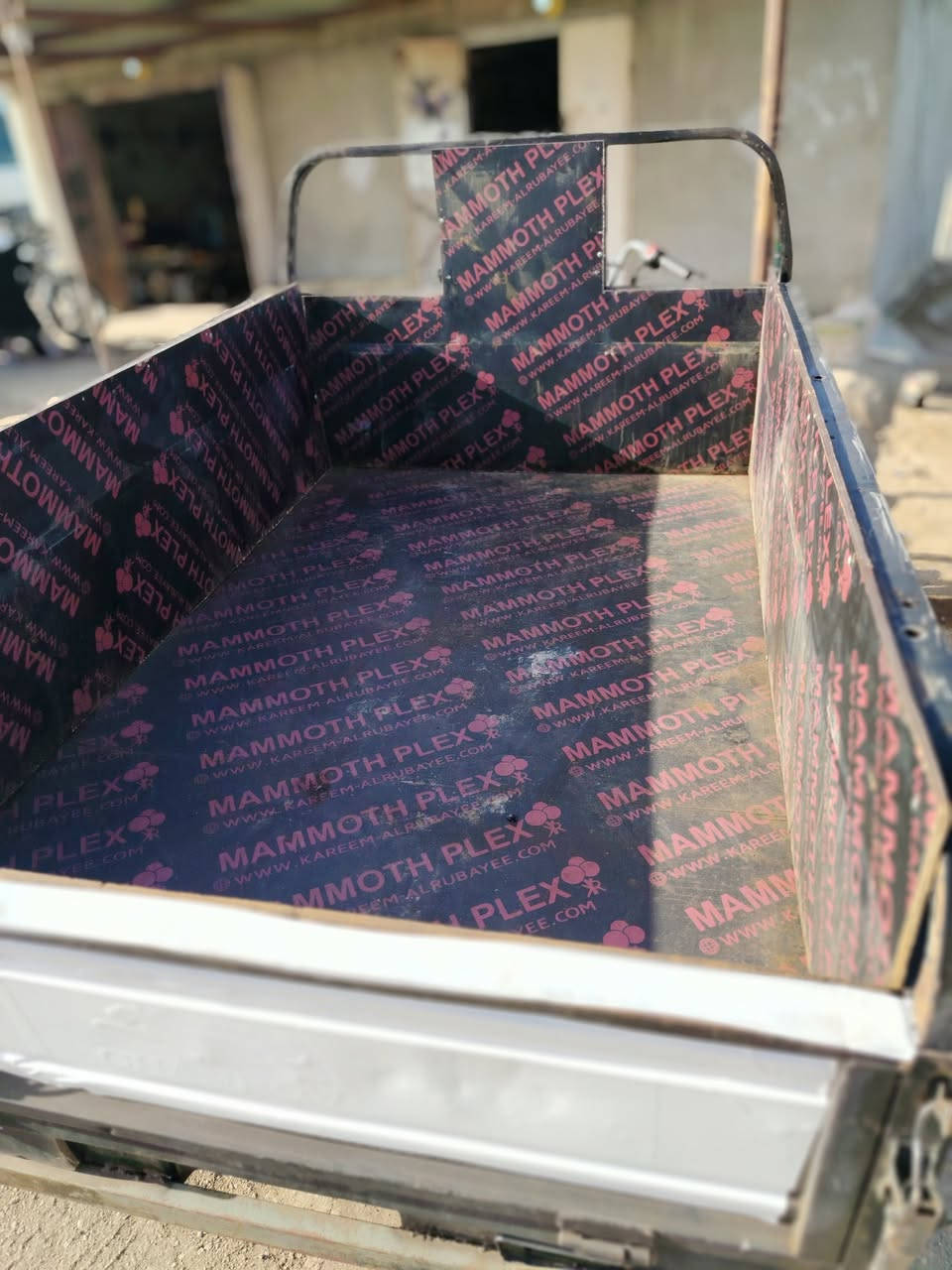 ٢٢ أوراق اصولي مليون ٦٥٠ محاويل ناحيه الإمام طريق جبله ***********
