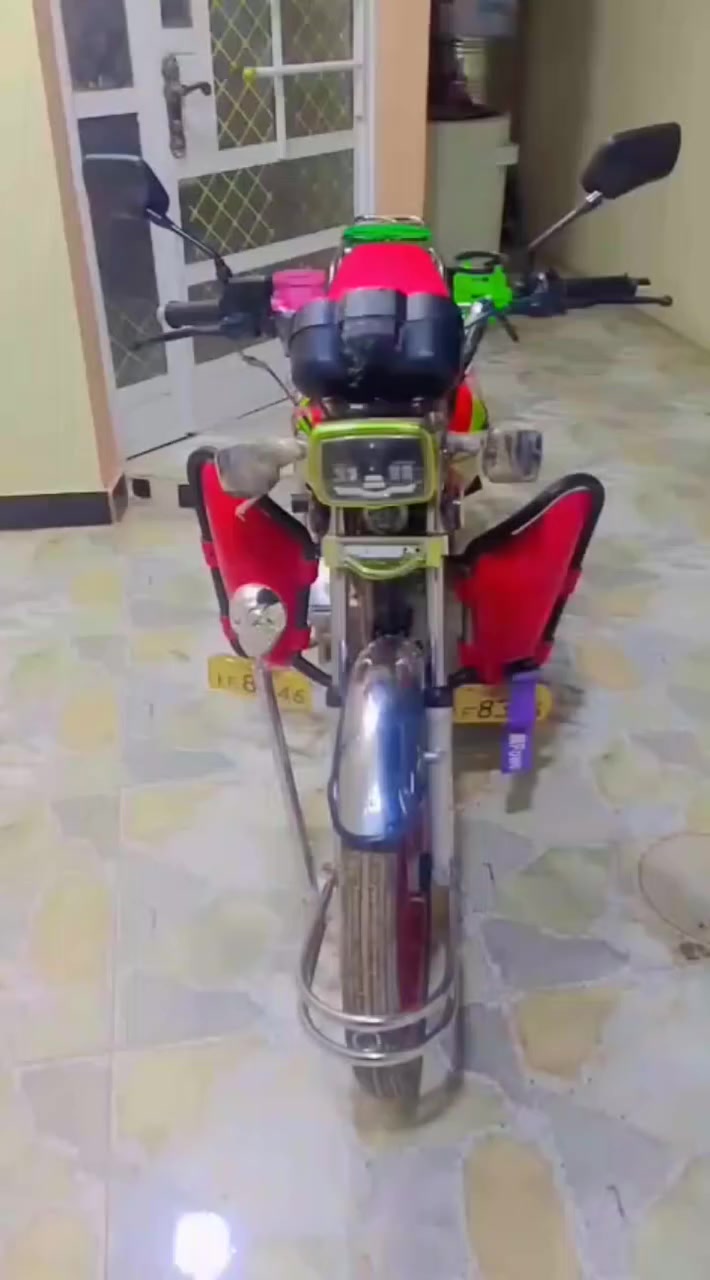 سلام عليكم دراجة للبيع سيڤان موديل 2024مكفوله كفاله عامه وضع شركه محرك 200سي سي السعر 750وبيها مجال ولمو شراي لايتعبني ويراسل


**إذا كنت صاحب هذا الإعلان وتريد حذفه لأي سبب، رجاءا أرسل رسالة إلى الدعم الفني**