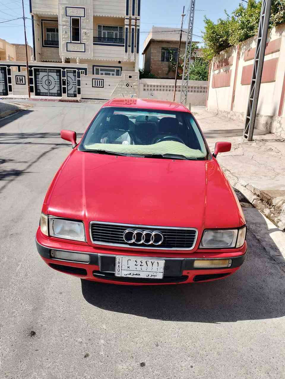 السلام عليكم سيارة اودي للبيع موديل 1993 كير اوتوماتيك كاربون بنزين الكتروني صبغ باب النفر شبر بيه تبريد الرقم ***********
