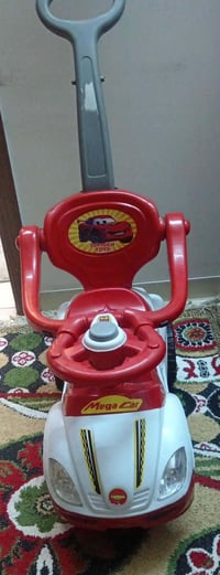 سيارة أطفال • جديدة