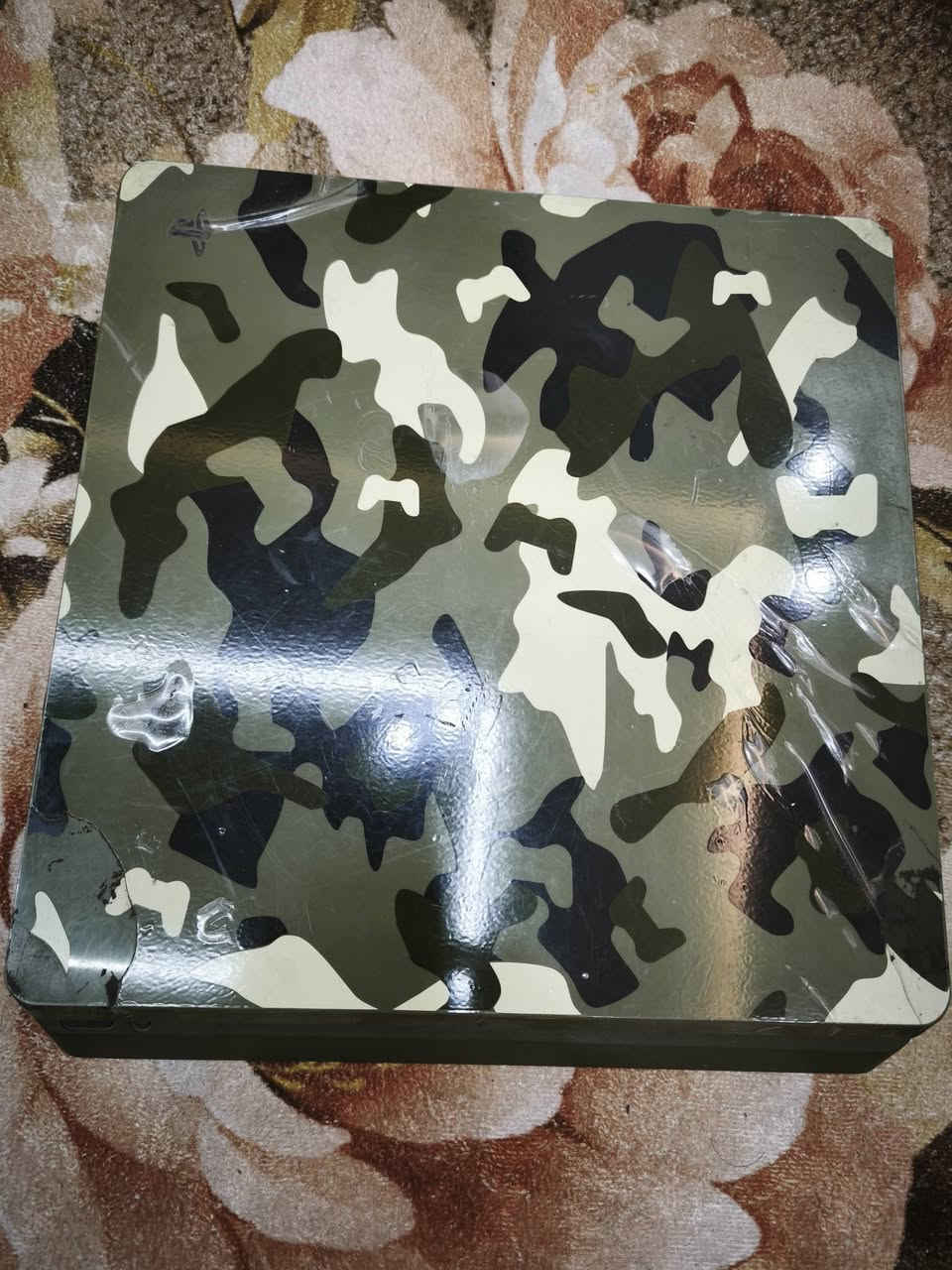 السلام عليكم ، بلي 4 سلم للبيع باندل عسكري ، ذاكرة 1 تيرا ، البلي نظييف جدا وغير مفتوح ابدا ، مع يدة اصلية ويدة ثانية تجارية ، مع كيبالته وسماعة و واير شحن، البلي اون لاين، الجهاز مكفول ومضمون اخذة يوم كامل اذا ما عجبك رجعة الي ، مكاني بغداد مدينة الصدر قطاع ٤٥ ، السعر ٣٥٠ الف


**إذا كنت صاحب هذا الإعلان وتريد حذفه لأي سبب، رجاءا أرسل رسالة إلى الدعم الفني**