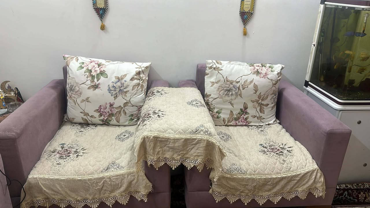 مرحبا تخم للبيع اثنين كبار واثنين صغار سعره 300وبردات وهديه


**إذا كنت صاحب هذا الإعلان وتريد حذفه لأي سبب، رجاءا أرسل رسالة إلى الدعم الفني**