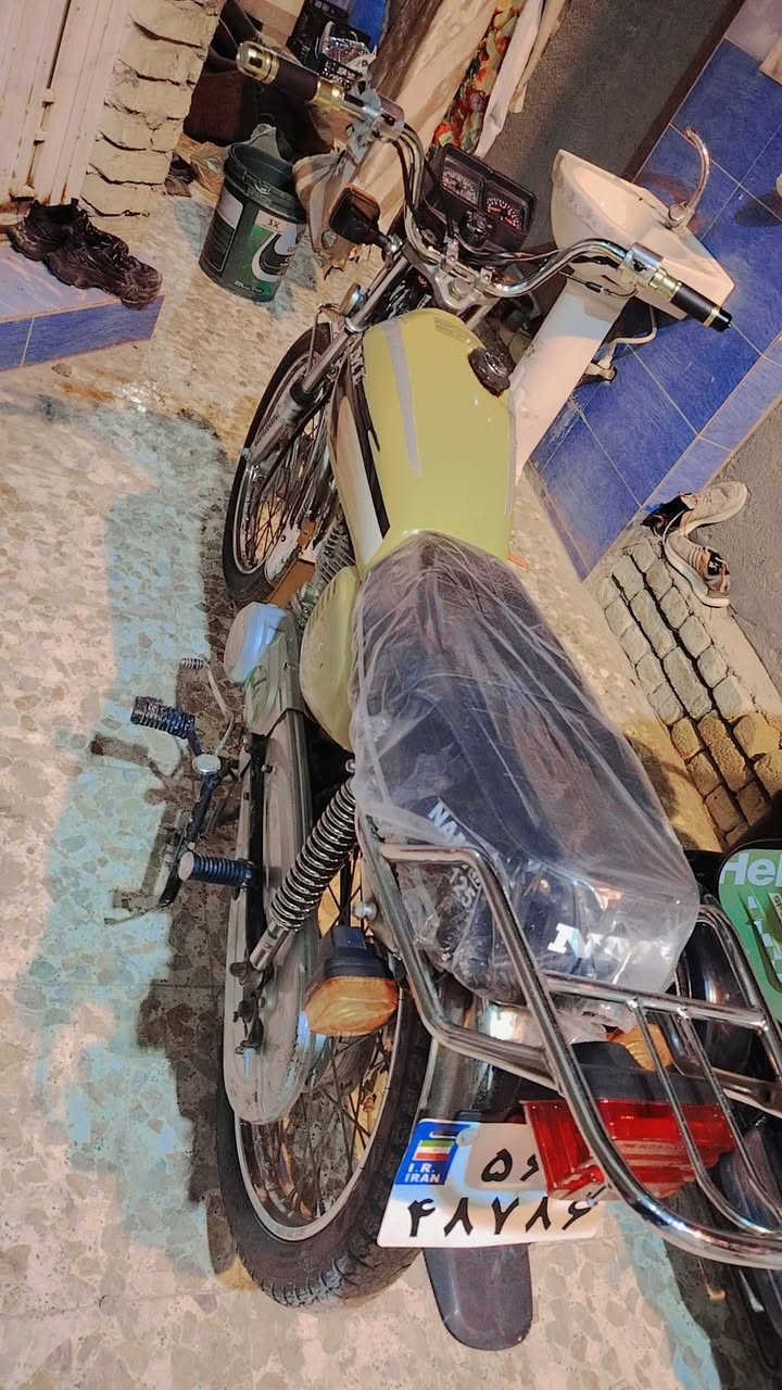 السلام عليكم دراجه البيع ارشا مديل2020اوراق اصولي الراجه خير من الله الدراجه احله من الصورالسعر 725 وبيها مجال الاستفسار على هذا الرقم *********** العنوان وسط كوت
