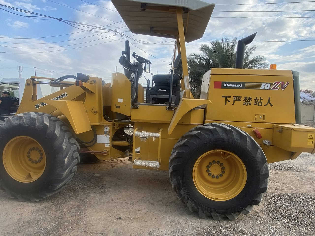 السلام عليكم   للبيع او مراوس ب٧٠ موديل قديم نوع B حصرا
شفل كاوسكي حجم ٥٠ موديل ٢٠١٠ رقم اربيل مكينة بم ونوزل صبغ فقط الجاملغات والتجاية الخلفية شفل جديد ونظيف السعر ٣٦٠$ واذا مراوس ينطي فرق دفترين 
مكان الشفل بغداد العامرية
***********
