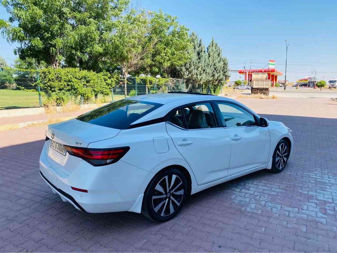 نيسان سنتره موديل2021سياره بيهه 2قتعه سبوخ بدون دواخل بدون ارباك سياره موسفاتsvبلاس داخلي لونين سيلايت كوشن متحرك صوره حادص موجود 
سعر135بيهه مجال رقم بيهه واتساب *********** اكر, نينوى
