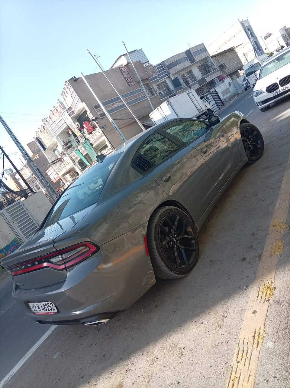 (جارجر gt موديل2018)
محرك 3600 كفاله عامه من التبديل والصبغ .
لون اسمنتي رقم اربيل وكاله او تحويل حسب رغبة المشتري مواصفات معروفه  ستيرن كهربائي محدد سرعه تلفون بلوتوث شاشه حجم كبير كاميرا خلفيه شفتات ستيرن تشغيل عن بعد .
مكان بغداد  للاستفسار اكثر الاتصال على الرقم ***********
