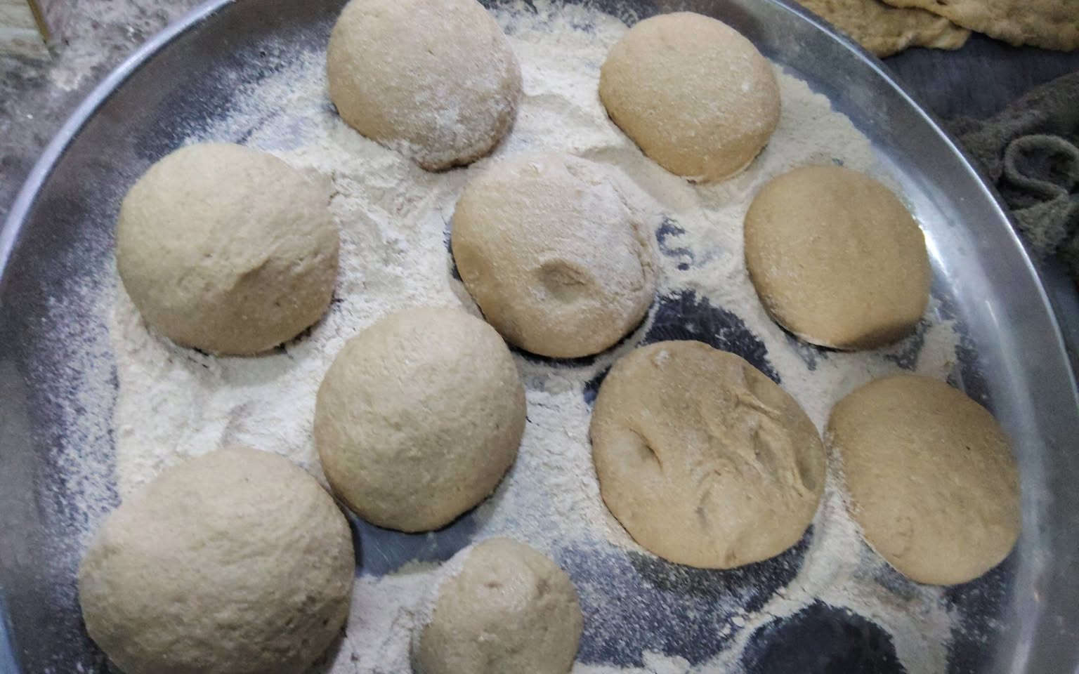طحين الحبه الكامله نضام طيبات صحي يدخل مرحلة  تنضيف وغسل الحنطه وطحنه 😘 طحين صالح للأكل مامخبوط ولي اخذ مني يعرف طحيني
سعر الكيلو 2000 مع توصيل داخل سامراء فقط🌷🌷🌷🌷


**إذا كنت صاحب هذا الإعلان وتريد حذفه لأي سبب، رجاءا أرسل رسالة إلى الدعم الفني**