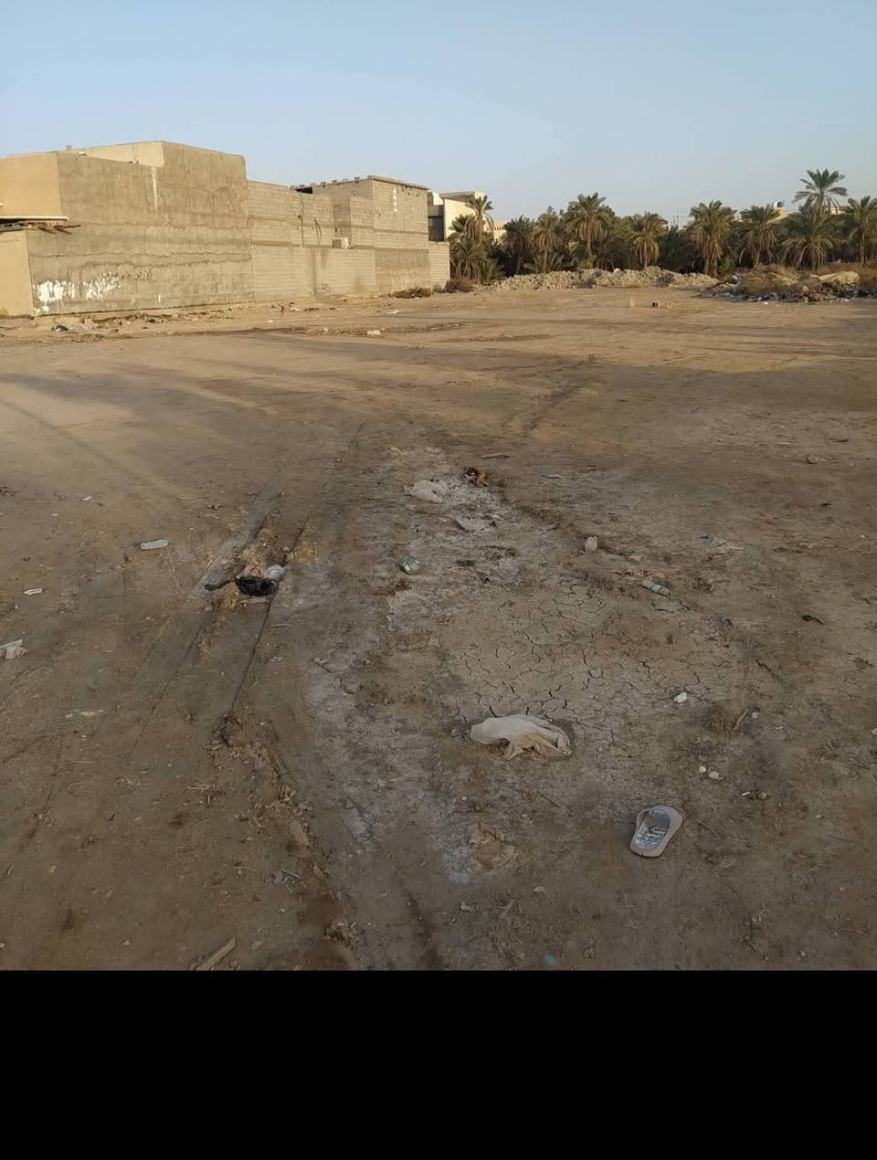 #اسعد_الله_اوقاتكم_بكل_خير ⁉️👋

دونم للبيع 

مساحه دونم بضهرة نهر جاري 

البهادري قرب محطة كهرباء 

طابو صرف تحويل 

شارع 8 م 

ماء كهرباء مدارس نت 

السعر 350 
هاتف ☎️***********☎️
