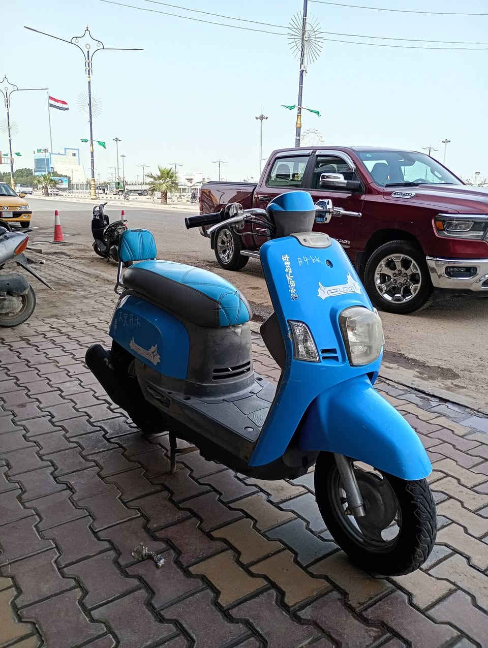 دراجه بوليس للبيع كلشي شغال بيها سلف كهربائيات سعرها 750 للتواصل ***********
