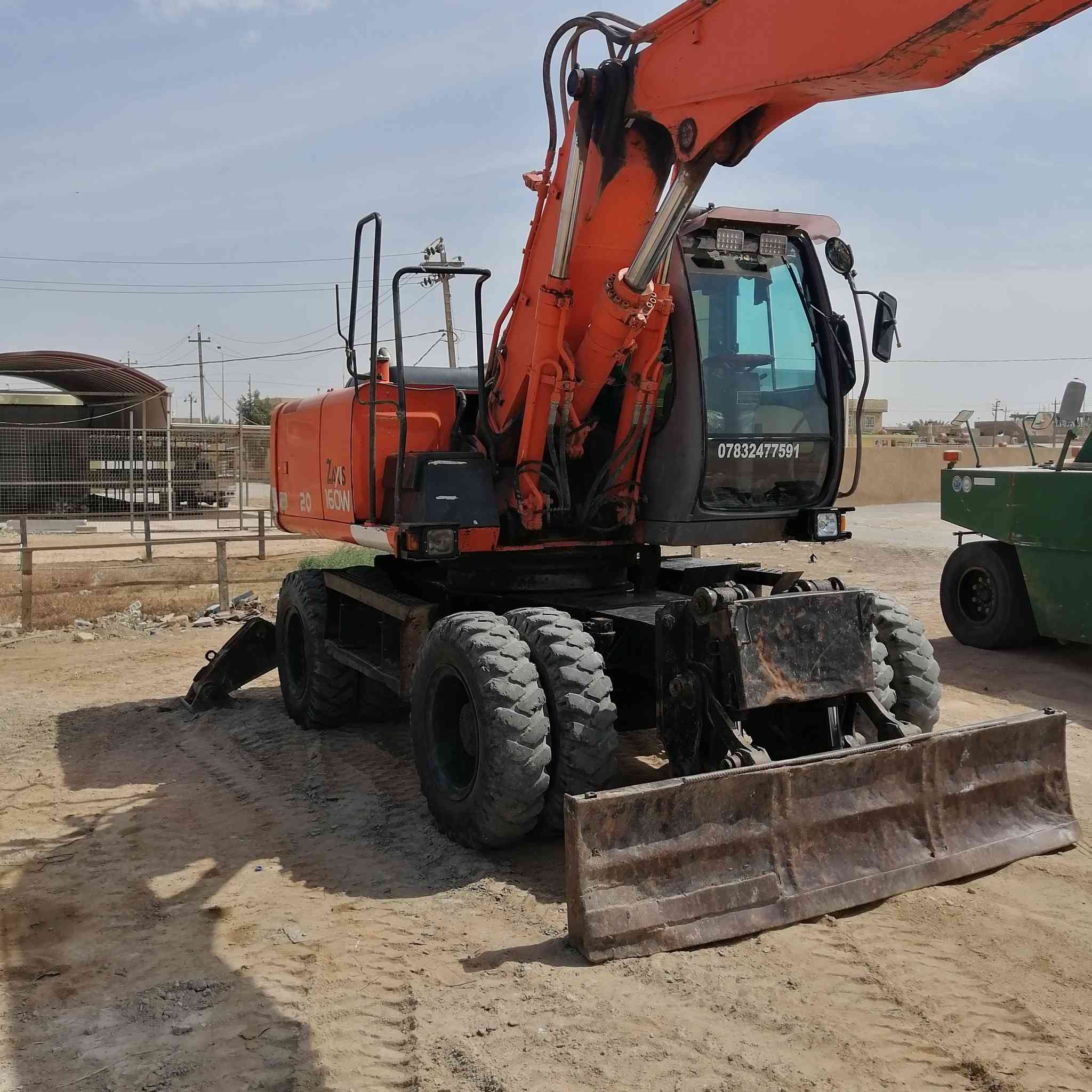 حفارة Z أم التاير للبيع موديل 2003 رقم ناصرية  سنوية بأسمي السعر 3شدات ونص 350ورقة العنوان الديوانية رقم الهاتف ***********
