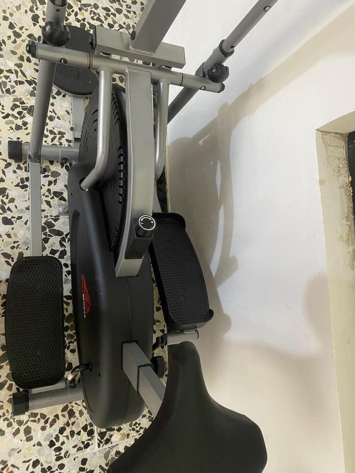 سلام عليكم جهاز جديد مستخدم ٧ ايام ...السعر 190 رقم الهاتف *********** السكن مدينة الصدر حي الكوفه شارع الصوره
