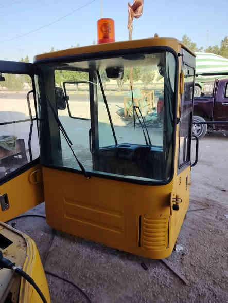 كوماتسو 100
***********
***********
