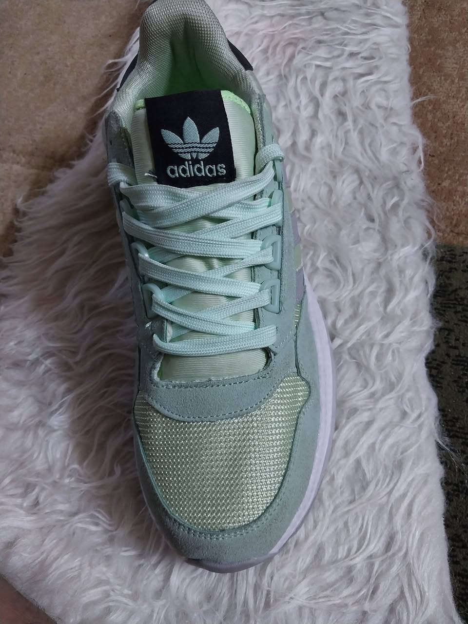 قطعه فيتنامي اديداس شرط اصلي اذا مو اصليه لاتستلم الطلب ولاتدفع دينار  السعر ٢٠ الف  والتوصيل مجاني القياس ٤٣ ع اول تم ملاحضه تصفيه محل الله شاهد


**إذا كنت صاحب هذا الإعلان وتريد حذفه لأي سبب، رجاءا أرسل رسالة إلى الدعم الفني**