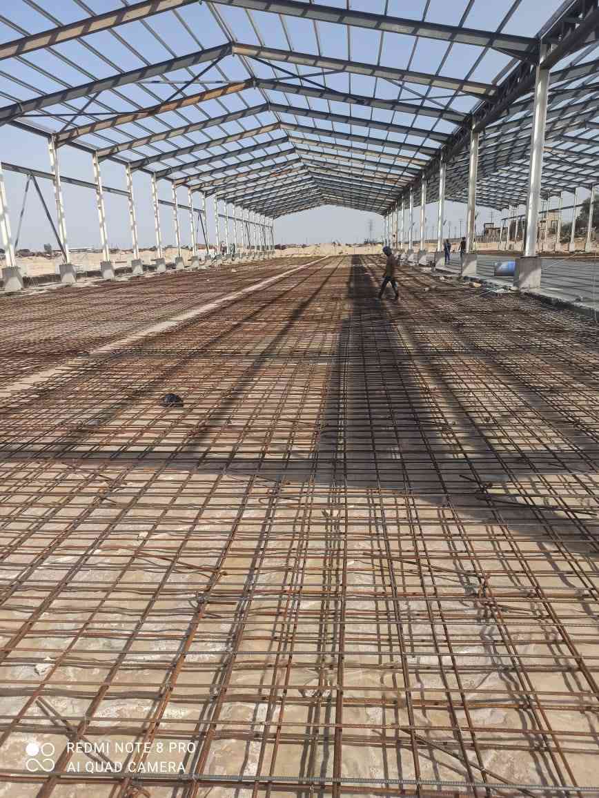 مستعدين لصب وسقل جميع الارضيات والرفتات والساحات والجملونات والشوارع بانزين خانه بوجود كادر هندسي مميز  مع قوالب حديد كافه القياسات 
 وبأسعار مناسبة جداً
نعمل في جميع محافظات العراق 
 لطلب الخدمة والاستفسار  المراسلة واتساب 
او الاتصال على الارقام التاليه 
☎️*********** واتساب 
☎️***********
