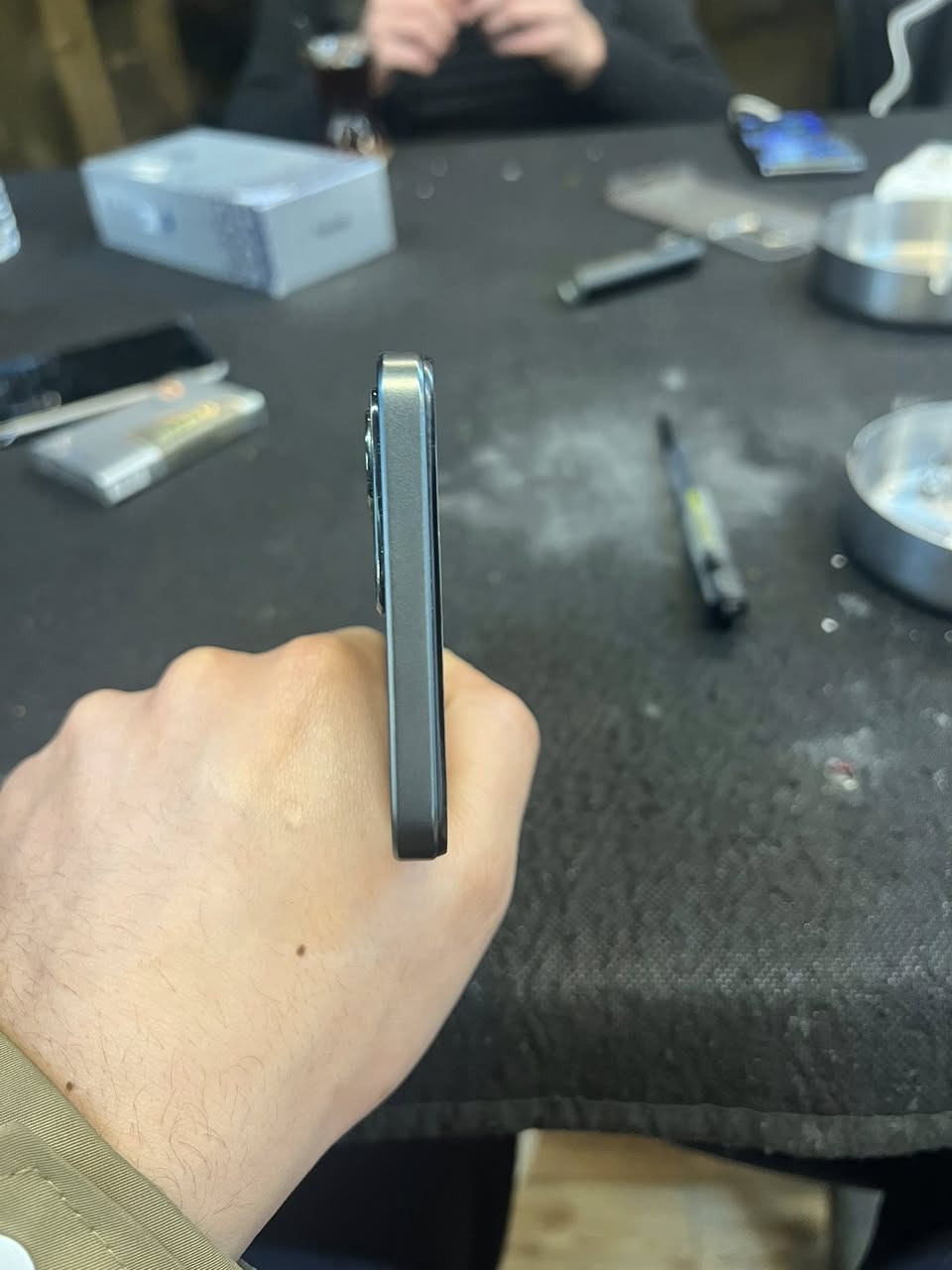 السلام. عليكم ريلمي c71
ذاكره ١٢٨ دبل سيم الجهاز ما مفتوح 
والنضافه  كدام العين ما ويا أغراض 
سعر ١٦٠ وبي مجال بسيط 
لتواصل ***********
