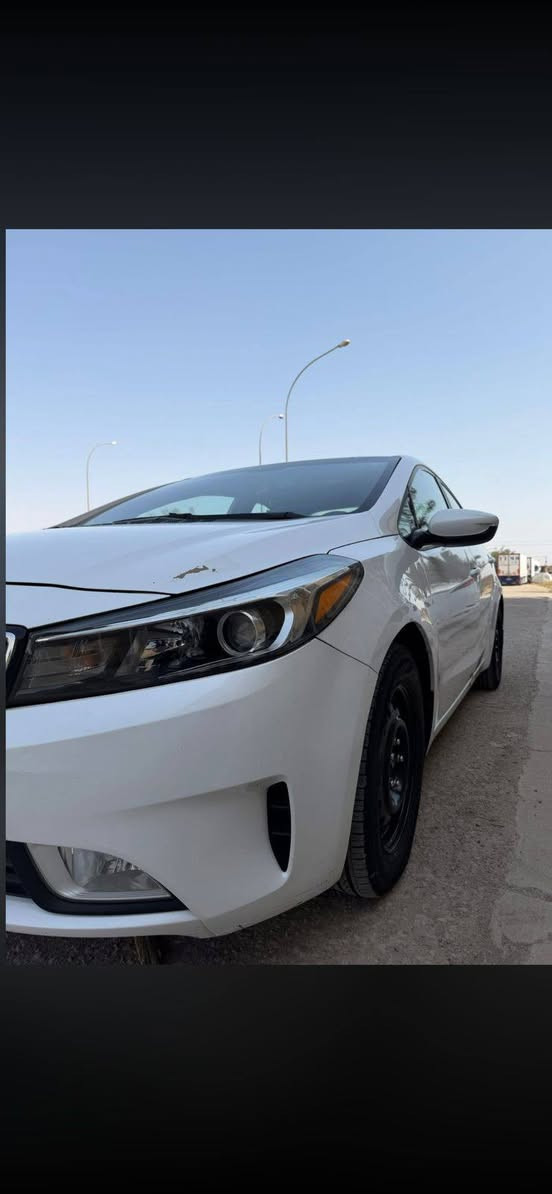 السلام عليكم كيا فورتي موديل  2017 السيارة محرك 2000 دوش السيارة مكفولة كفالة عامة كير مكينة تبريد صدر كهربائيات السيار كلش حلوة واحلا من الصور قطرة صبغ ما بيها كلين ماشية 83 الف رقم اربيل باسمي شرط تحويل
السعر 119 
العنوان بغداد 
رقمي ***********
