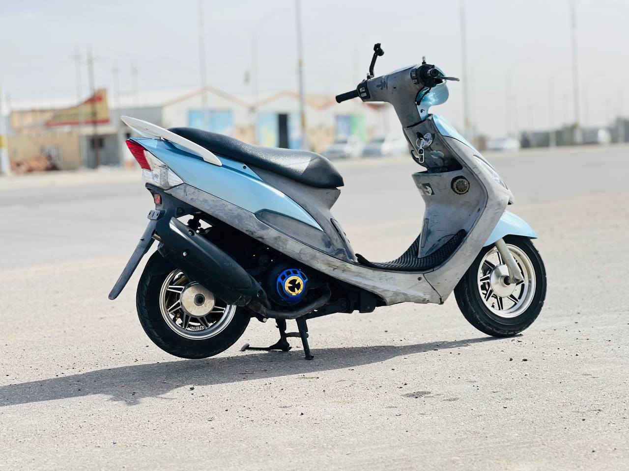 سلام عليكم ماكس منغولي 
دراجه ما مفتوحه بلاديه اطيك نهضه ومعدل كلشي شغال
*********** اتصال 
مكاني السماوه
