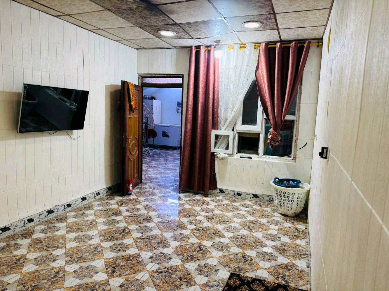 دار للبيع رقم ماليه ب الاسرى ولمفقودين خلف مول ماشاء الله 150م غرفتين نوم وهول ومطبخ واستقبال وصحيات داخليه وخارجيه السعر بي مجال بسيط 82