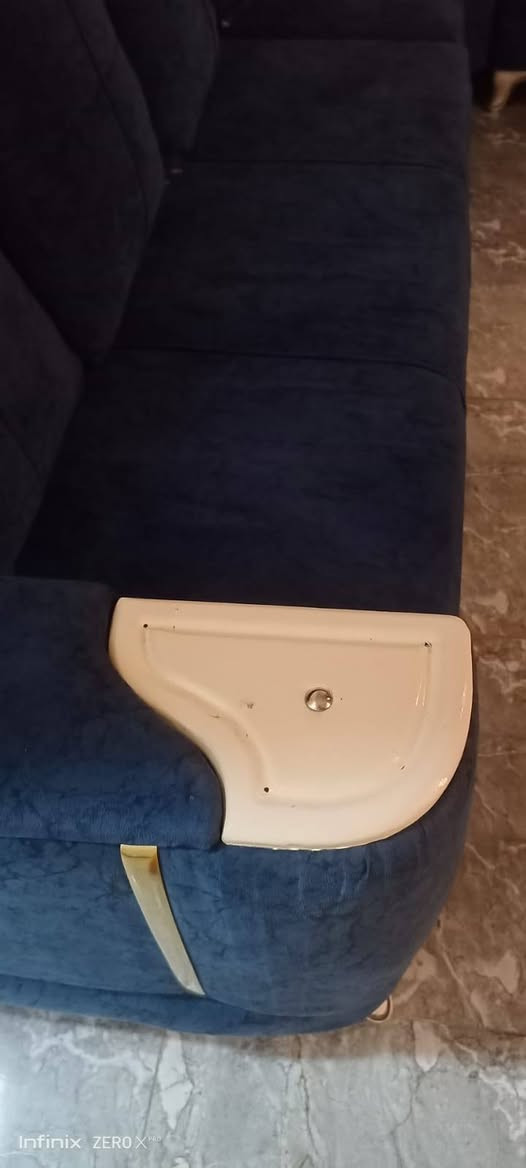 تخم ديوان عشر مقاعد للبيع سعره ٣٠٠ وبي مجال بسيط اي ضرر ما بي جديد ونضيف كلش مكانه بغداد الدوره المهديه الرابعة


**إذا كنت صاحب هذا الإعلان وتريد حذفه لأي سبب، رجاءا أرسل رسالة إلى الدعم الفني**