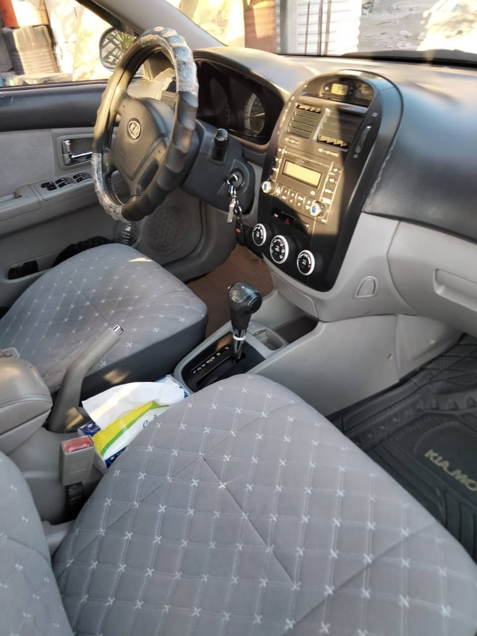 سبكترا 2007 جاهزة من كلشي.رقم ديالى باسمي.سنوية لل2029.الاتصال بالرقم.***********
