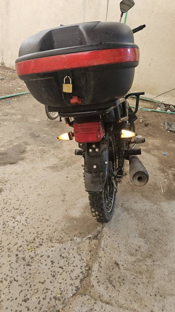 دراجة شاينك موديل 23 طالعه 2024 دراجه نضيفه وكامله مكمله تشتغل سلف وهندر وتشتغل بصمه .. كشاف ضبابي وثلجي عالي ودبل إشارة شغال.. بك لايت شغال أوراقها بس ورقه الوكيل ناقصه تطلع من اي وكيل 50 الف .. الدراجه مابيها اي نقص بس رقم واطلع اريد ابيعها لان شغلي يجبرني اعوفها وماطلع بيها ... الشراي بس يراسلني *********** . مكاني بصره البصرة, العراق
