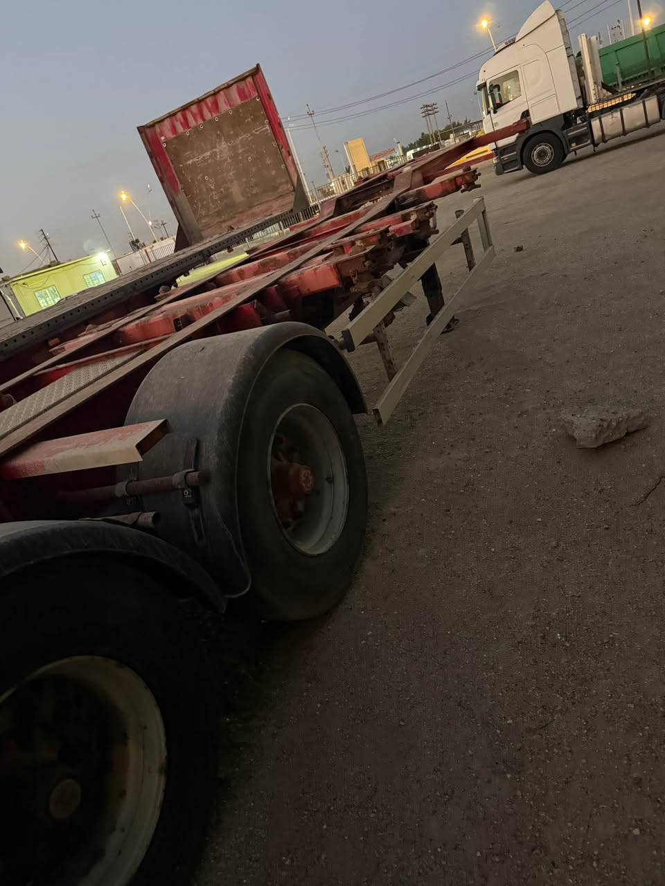 سلام عليكم عربان شاصي منفيس كمرك مدفوع العنوان البصرة الزبير السعر 60
التصال *********** البصرة, العراق
