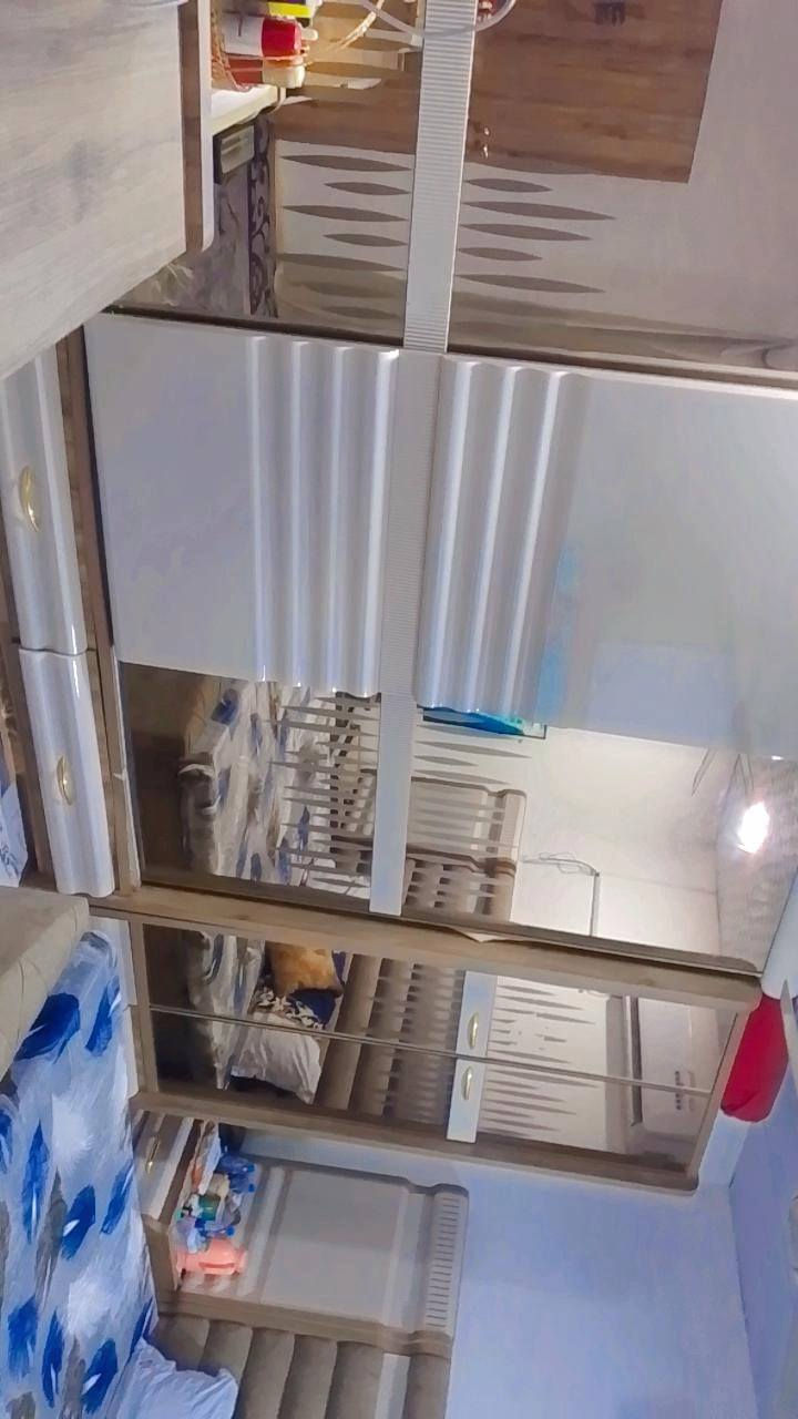 السلام عليكم
غرفه تركيه للبيع 11 قطعه خشب درجه اولى شرط نظافة سرير مخزن غرفه اصليه السعر مليون و550 مكانه البصره الهارثه ***********
