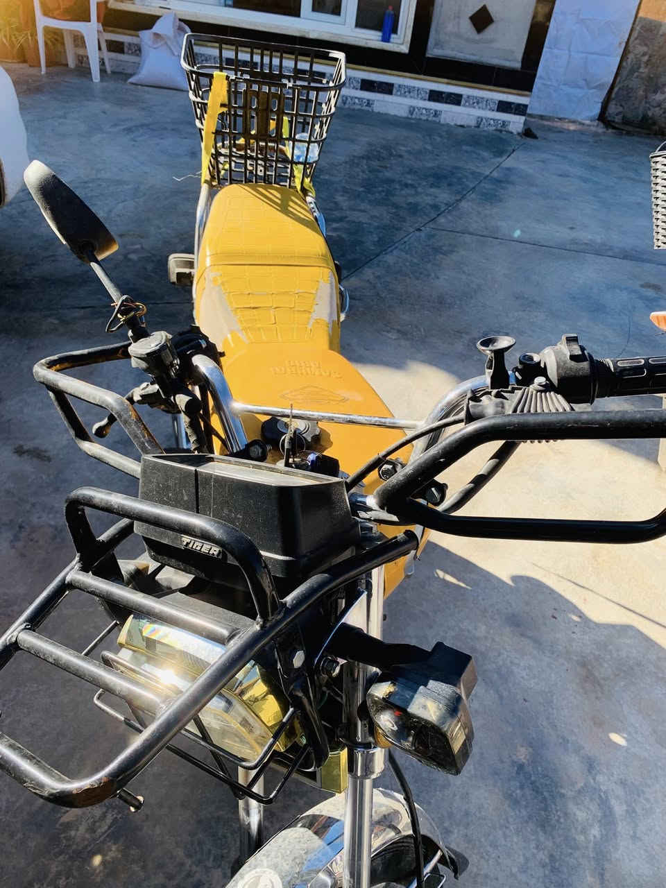 للبيع اربعه كير
موديل ٢٠٢٤

السعر ٥٢٥

ناحيه الزاب 

اتصل ***********
