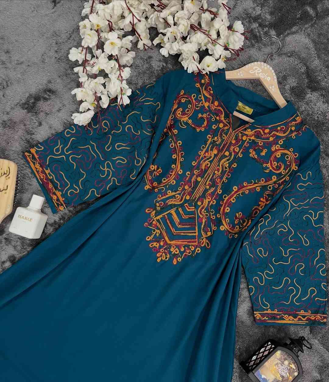 نص رمضان عدى… وكشختج بعدها ما طلعت؟ 😏🌙
بعد باقي عزومات ولمّات حلوة… لا تضيعينها بدون إطلالة تبرق ✨

هاي الجلابية تخلي حضورج مختلف من أول نظرة 💛

💰 السعر بس 12,750 دينار
🚚 توصيل لكل العراق 3000 دينار فقط

✔️ قماش كشمير أصلي درجة أولى
✔️ طول كامل وفخامة تليق بأجواء رمضان
✔️ تلبس من وزن 50 إلى 105
✔️ ستراس يلمع ويخليج نجمة كل سهرة ✨

لسه عدنا نص رمضان نكشخ بيه 😉
احجزي هسه وخلي الباقي من الشهر إلك إنتِ 🌙�
#رمضان_كريم #رمضان #رمضان_كريم🌙 #رمضان2026 #اكسبلور_فولو⁩


**إذا كنت صاحب هذا الإعلان وتريد حذفه لأي سبب، رجاءا أرسل رسالة إلى الدعم الفني**