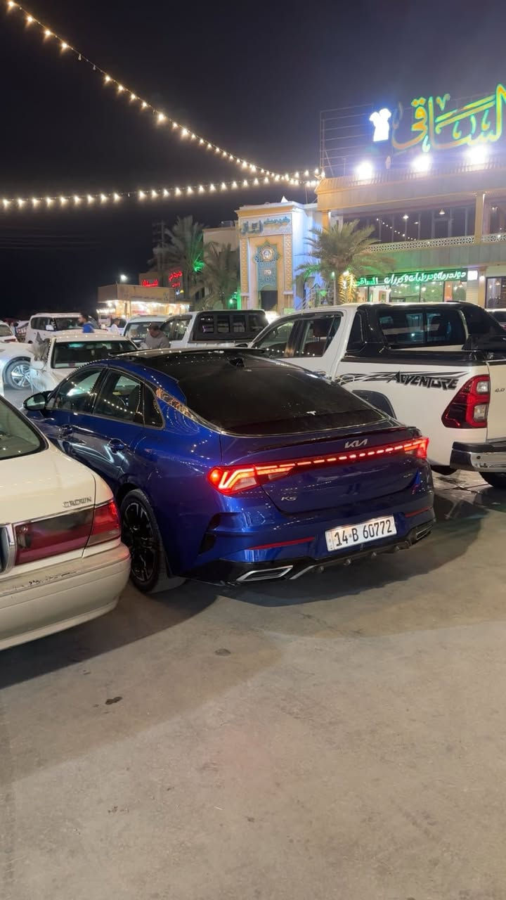 السلام عليكم 
للبيع K5 مديل 2022
فول  مواصفات جي تي لاين 
محاجة اذكر المواصفات معروفة
حادث السياره جاملغ وبنيد                               
ماشية 45 ميل  السياره رقم بصره بسمي 
السعر المطلوب 175  وبيها مجال
مكان السياره البصرة الزبير 
للاستفسار: ***********
