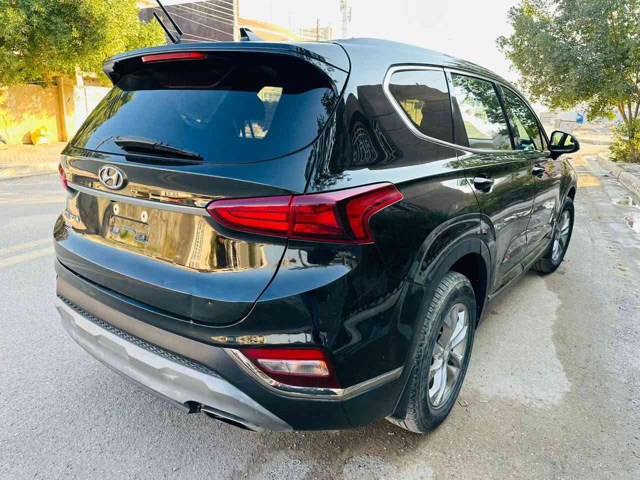 للبيع للبيع سنتافيا  2019
وارد امريكي 2400 جي دي اي 

ماشيه تقريبا 100

السيارة بصمه 

5راكب 

تبريد 3قطع 

حادثها 3 قطع بدون دواخل 

رقم بغداد انكليزي 

 السعر 160 وبيها مجال 

سيارة بسمي تحول مباشر 

مكان السيارة بغداد الكرخ 

***********
