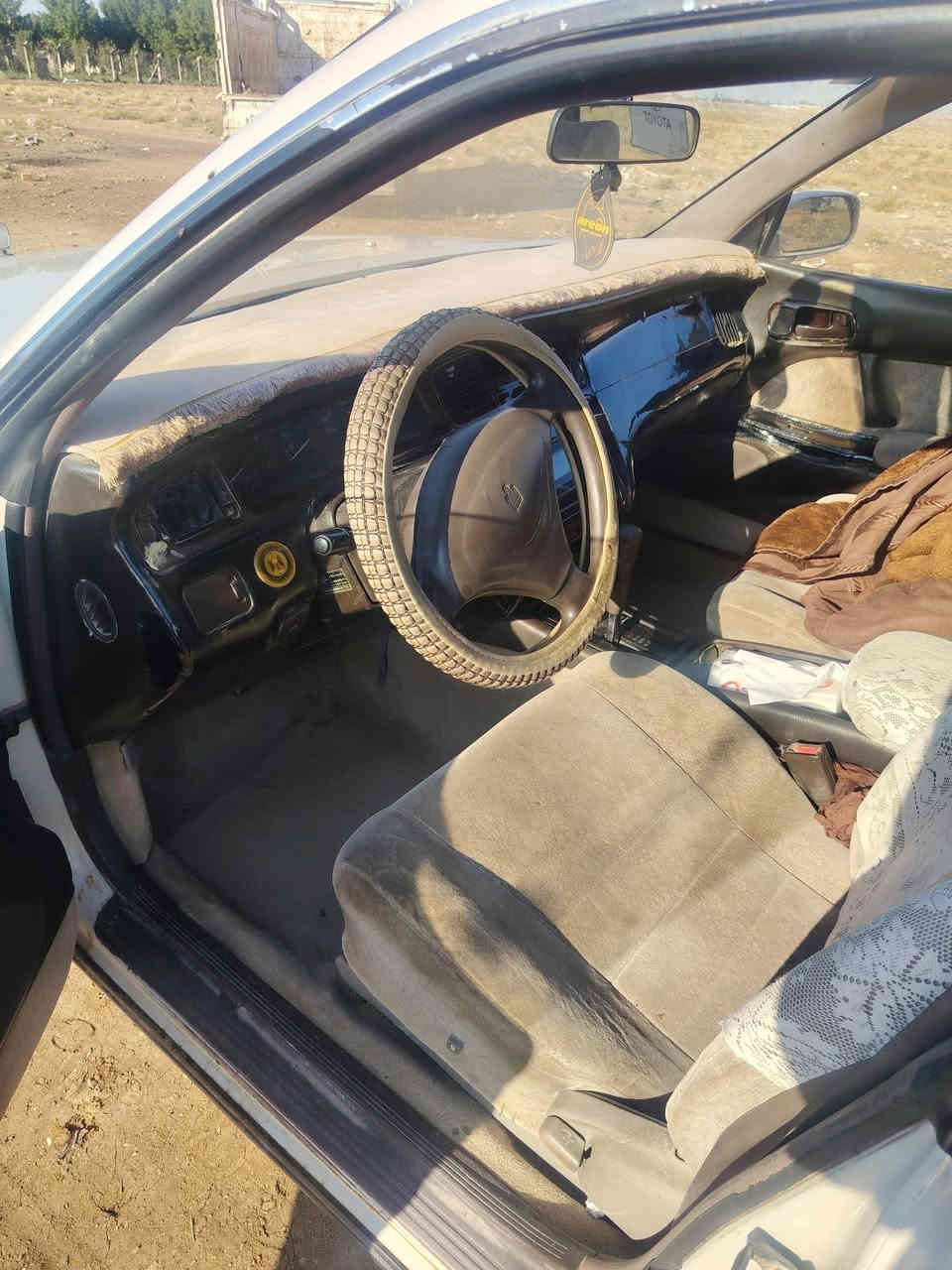 السلام عليكم بطه منفصل موديل ٩٤ للبيع هزه جديده رقم نلكيزي بسمي تحويل ثاني يوم مكينه وكير مكفول سياره جاهزه استعمال شخصي حداديه جديد تخم تاير جديد ضربه بس جاملق خلفي بي ضربه خفيفه سعر 62 مكاني بغداد المعامل الهاتف ***********
