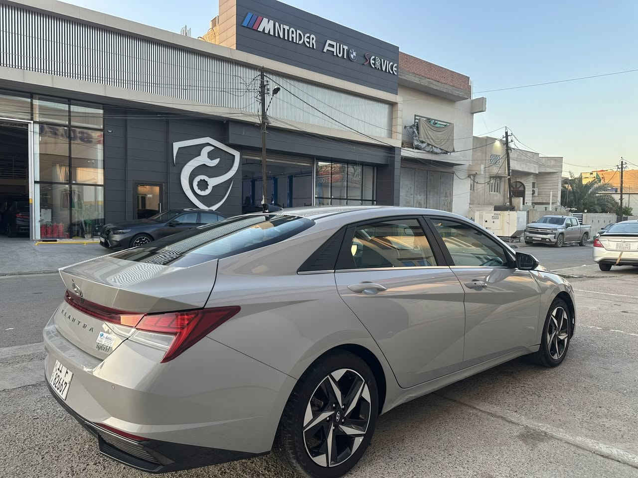 سلام عليكم

للبيع 

النترا 2023 فول مواصفات رقم بغداد بسمي هزه جديده 

حادث مثل ماموضح بالصور  

#سعر 150 بيها مجال … مكاني بغداد كراده  

***********
