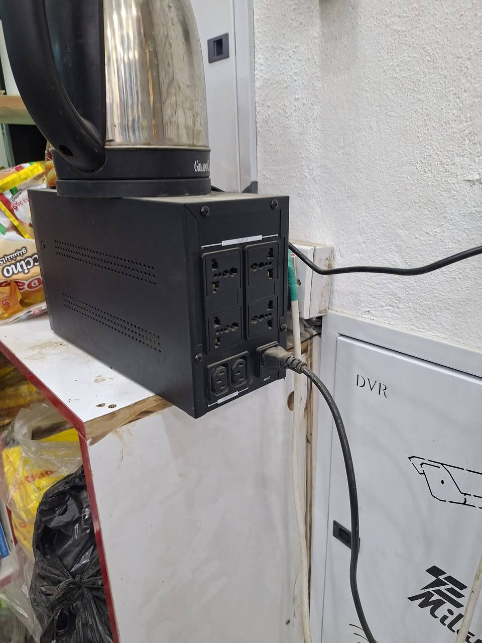 جهاز كاشير متكامل للبيع برنامج المربع
حاسبه كيبورد ماوس قارى باركود طابعه وعاكس شحن وكله اصلي مكاني ميسان العماره حي الرساله السعر ١٥٠٠ 
***********
