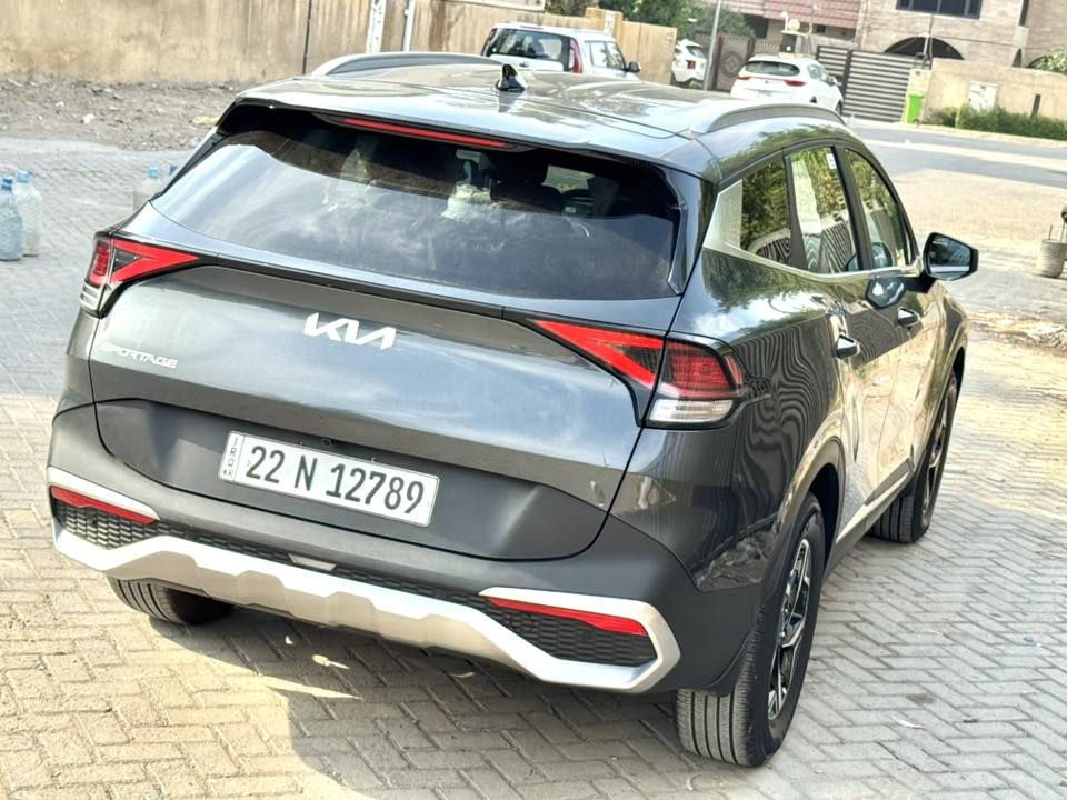 كيا سبورتج موديل 2024 شكل
الجديد
لون زيتوني
سياره زيرو تعتبر ماشيه فقط
500 مايل
رقم اربيل الجديد تريد تحويل او وكاله ثاني يوم باسمك
بيها صبغ في البنيد فقط و شبر تعديل بارد بالجاملغ ايرباك ستيرن و برده راجع سستم بالشركه
السياره
يعني راديترات و المروحه كلها بلادي حتى غاز التبريد عله وضع
الشركه
بعدها بالجياسه مال شركه و لزكات الشركه هم كلها بيها عده و كتلوكات
مواصفات LX تجي نص
محرك 2500
كير 8 نمر
تبريد قطعتين
ويل كروم
حساسات خلفيه
رادرات امامي و خلفي و نقط عميا
تحديد مسار الطرق و خطوط اوتو هولد و هاند بريك دكمه لايت عدسات زينون عالي و الناصي
بكلايت ليد شمعه نيون
شاشه كبيره
عداد الكتروني
السعر 20.500$ قفل 

الاتصال ***********
***********
