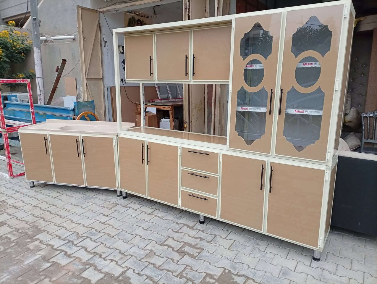 للبيع كاونتر جديد تزكام قياس مترين ونص وسنك متر ونص مرمر العنوان مقابيل البطاقه  الوطنية الاتصال ***********الاسعار تخفيضات
