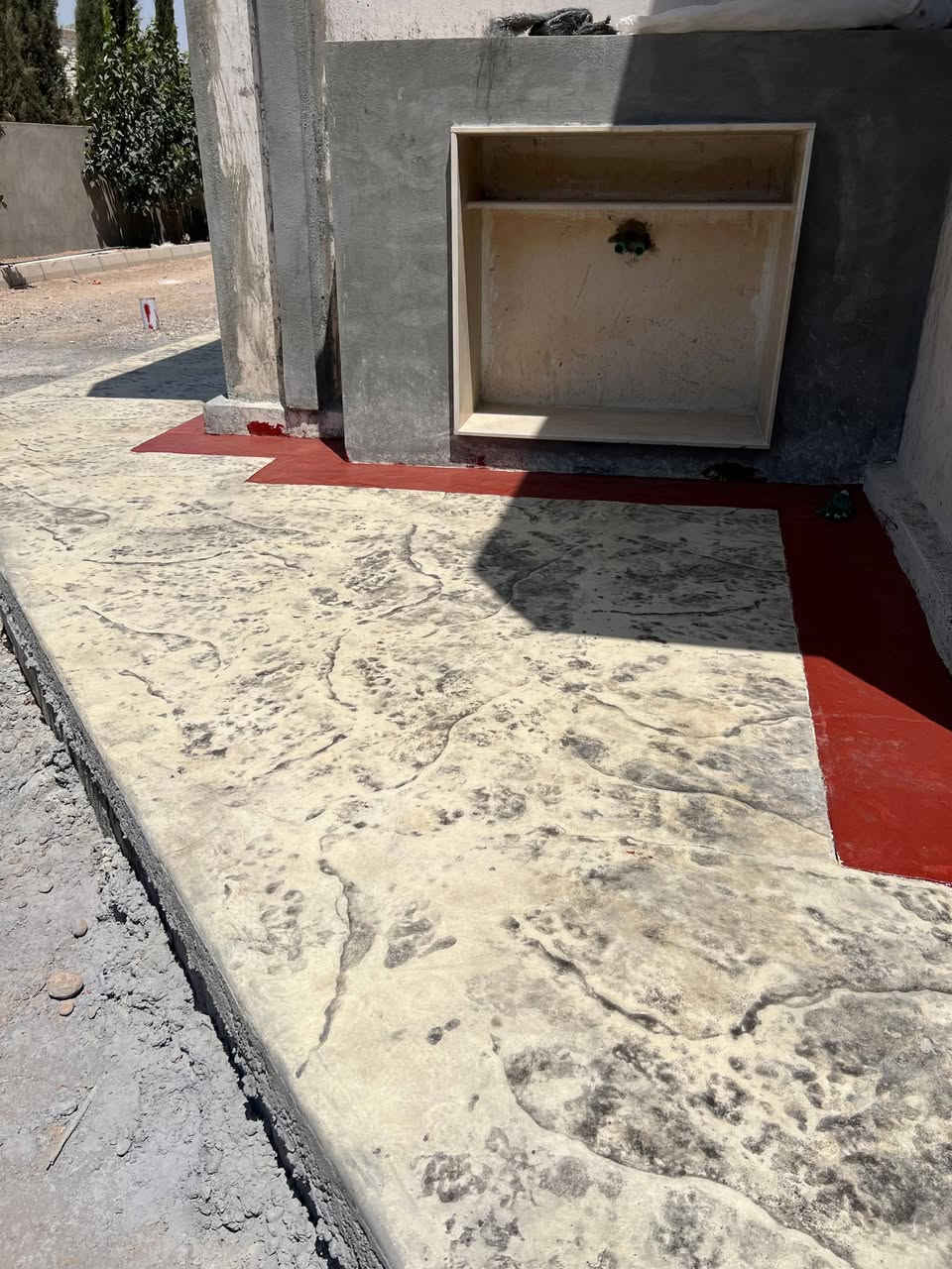 ستامب كونكريت ملون ومطبع رنكورانك ونقشدار
تنفيذ شركت لايف كريت في مزرعة خاصة 
في مدينت اربيل للاستفسار اربيل ((***********))
بغداد ((***********))
