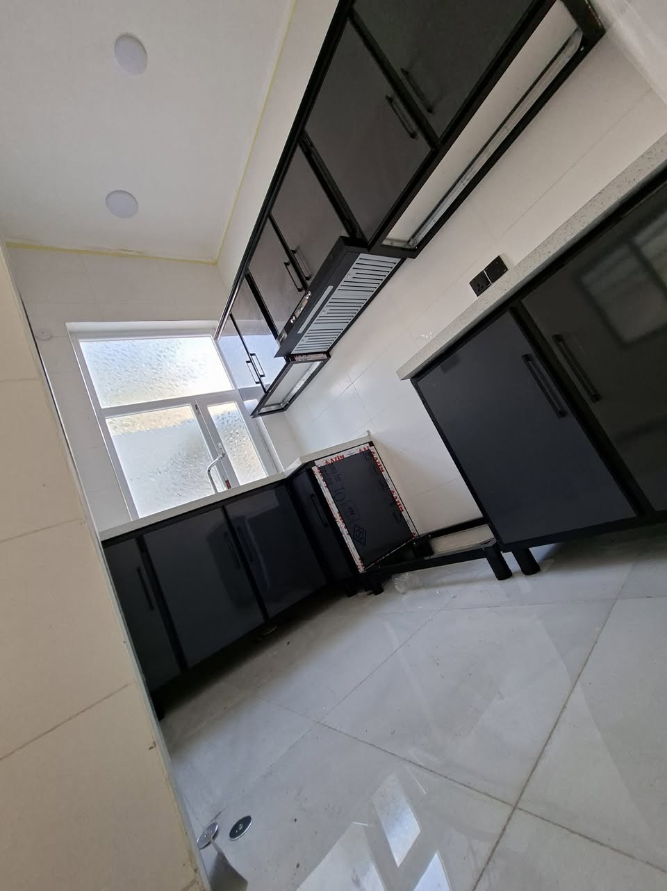 يسعد مسائكم بالخير والمحبه 🌹
زبائنا الكرام 🤗

نقدم لكم كاونتر المنيوم وابواب uv 
لاحد زبائنا ونكوله بالعافيه  
نوع المقطع.تركي   💯
بليت واحد ملم 💯
ضمان حقيقي 💯
للاستفسار مراسله البيج 💻
يتوفر مندوب لاخذ القياسات ديالى بغداد
اهلاوسهلا بالزبائن الكرام 🤗
***********
