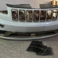 1- دعاميه ابيض بلاد ممصبوغه مع ماسكات وزراك لايت وبلوجكترات وشباك اسود...