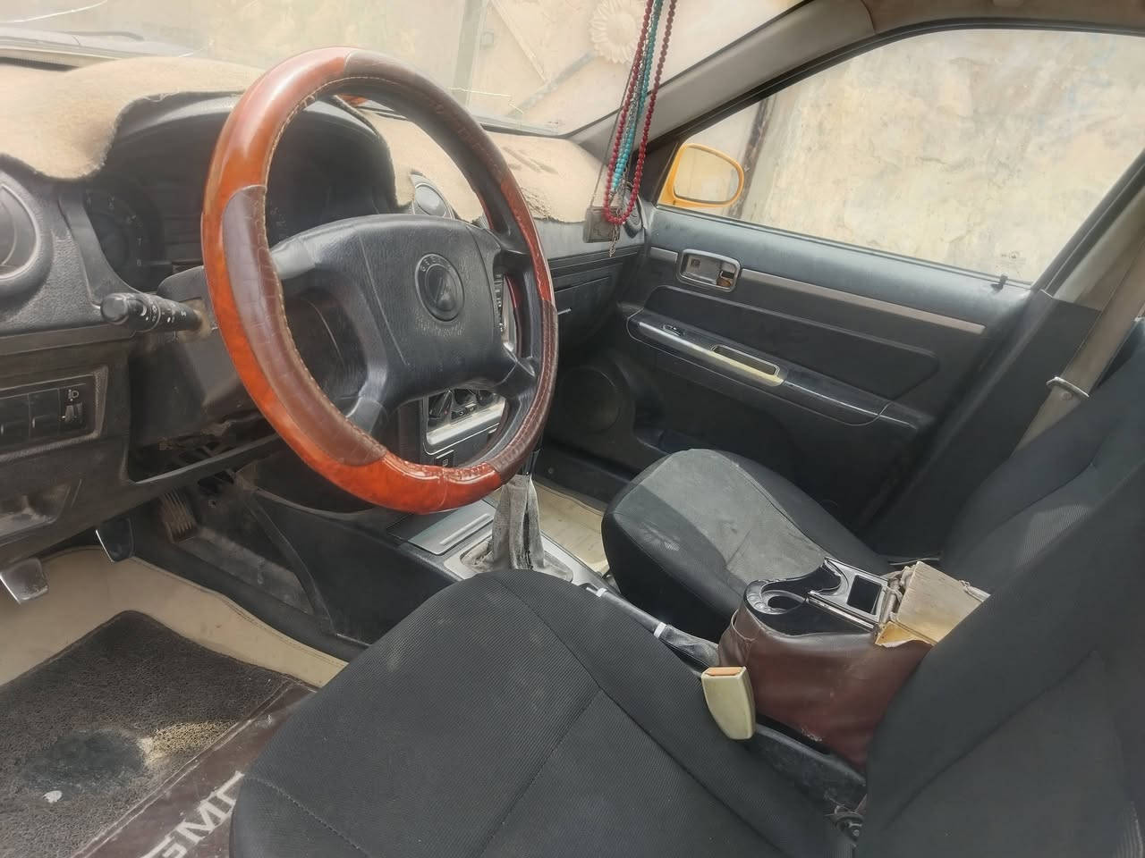 السلام عليكم سياره سي كي مديل ١٤ مكفوله من ضربه  الرقم بصره
السعر ١٨$ الأتصال ***********
العنوان البصره
