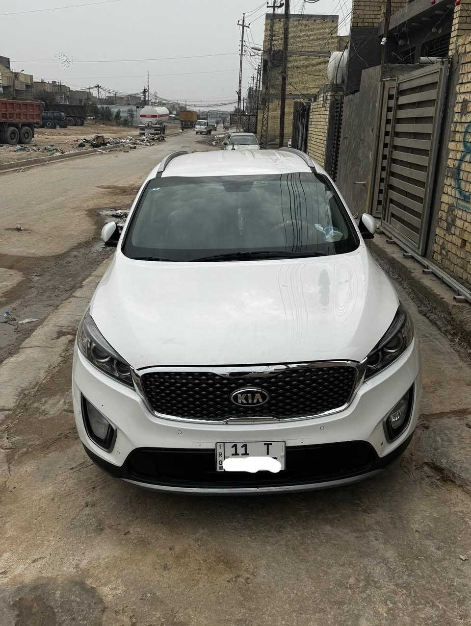 سورنتو 2017 خليجي 

موصفات 

بصمه
صندوق كهرباء 
ترحيب 
تبريد 3 قطع 

مكينه 6سلندر 
رقم بغداد  بسم والدي
 

السعر ٢١٥ وبيها مجال حك الجيه

العنوان/بغداد العبيدي

هــ/***********واتساب
