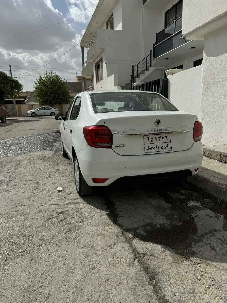 ڕینۆ سیمبول 2019 سێپارچەو نیوی بۆیاخە بێناو گرتن 60 هەزار کم ڕۆشتوە گێڕو مەکینەی بەشەرت نرخی 75 وەرەقەو کەمێک مەجال
شوێن چەمچەماڵ
***********
