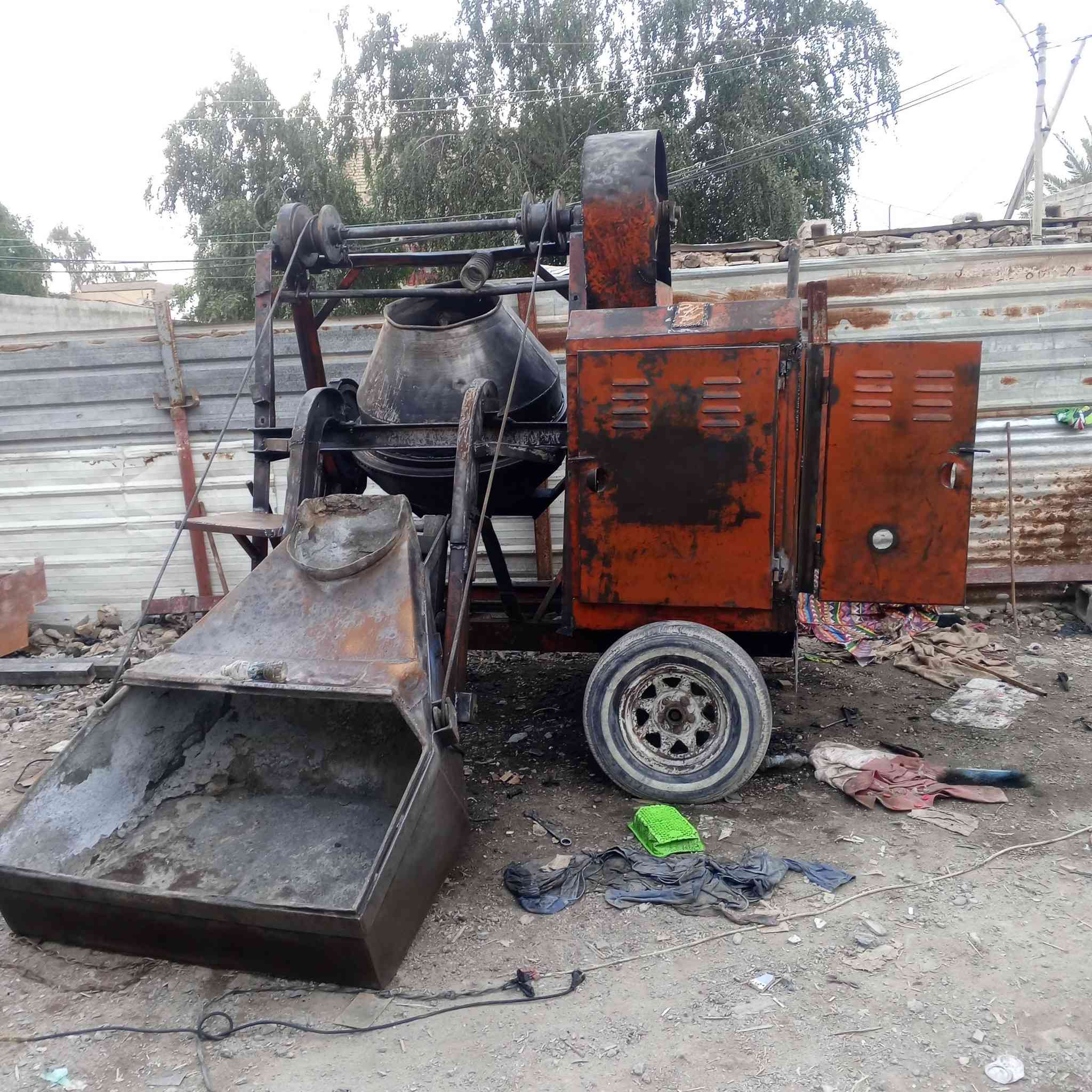 خباطه لبناني نهضه باب اول سعر مليونين 2000.   ***********
***********
