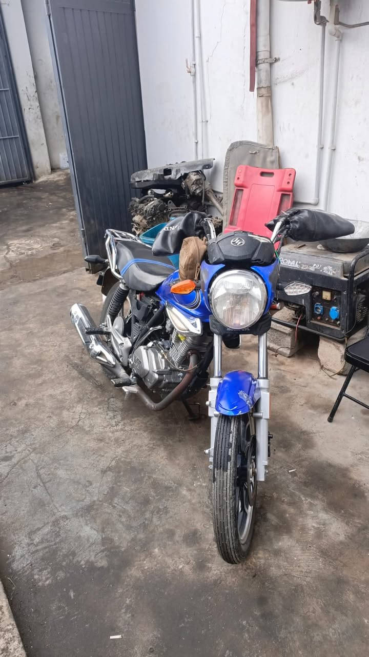 سلام عليكم دراجة للبيع  موديل 2020 دراجة كفالة مكينة 150 ملاحظة اني مو صاحب الدراجة موكلف بنشر *********** التصال عاد هاذة الرقم
