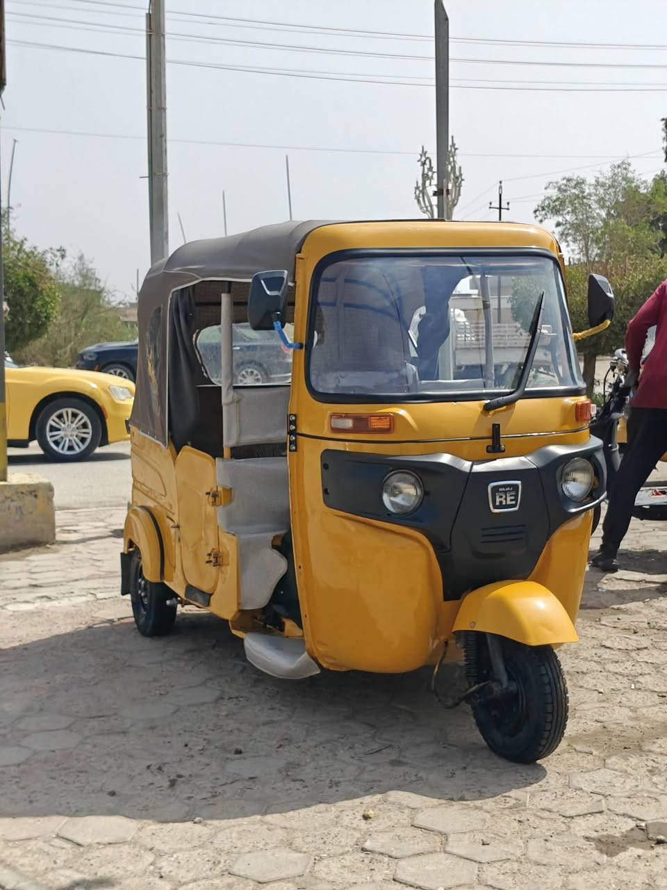 السلام عليكم
تكتك للبيع موديل2021
رقم او سنوية 
مكاني كوت العزة الجديدة قرب المستوصف 

***********
